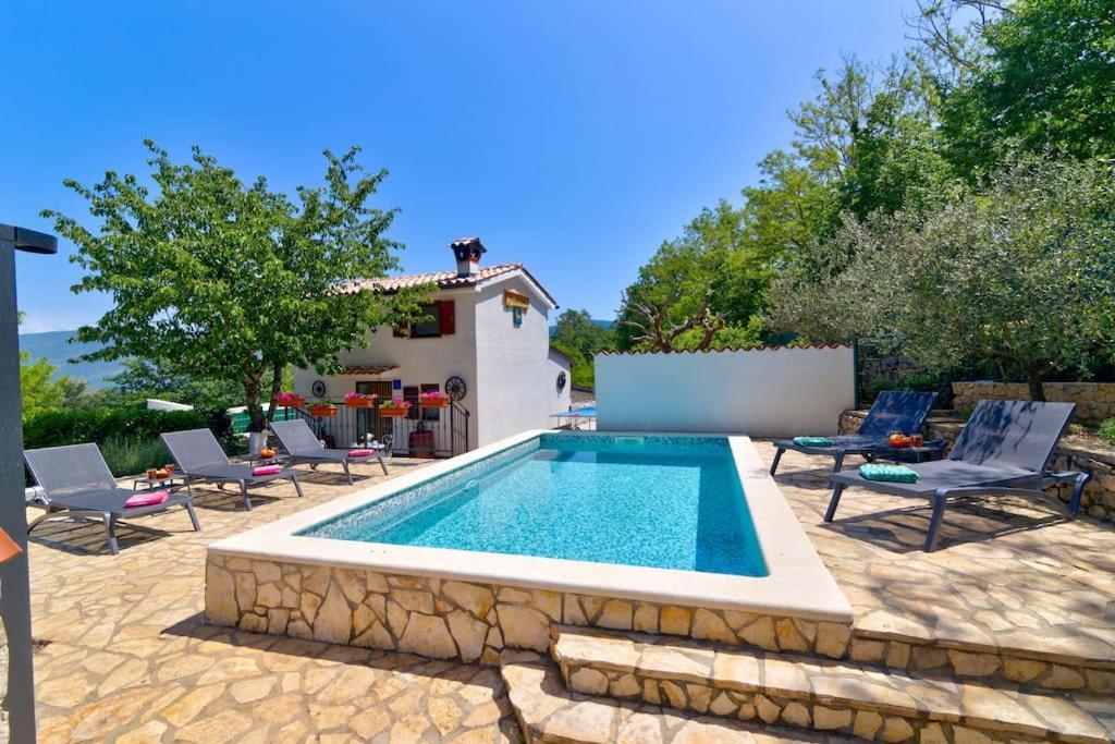 Piccola Casa - A Little Paradise Kršan Exteriör bild